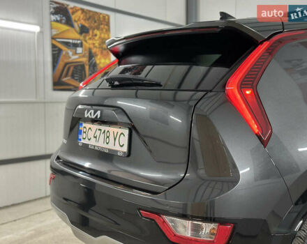 Серый Киа Niro, объемом двигателя 0 л и пробегом 120 тыс. км за 20900 $, фото 38 на Automoto.ua