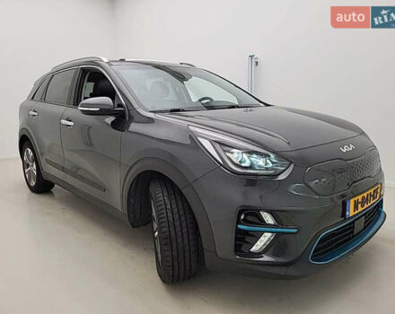 Серый Киа Niro, объемом двигателя 0 л и пробегом 100 тыс. км за 21000 $, фото 5 на Automoto.ua