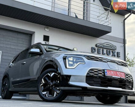Серый Киа Niro, объемом двигателя 0 л и пробегом 95 тыс. км за 22700 $, фото 9 на Automoto.ua
