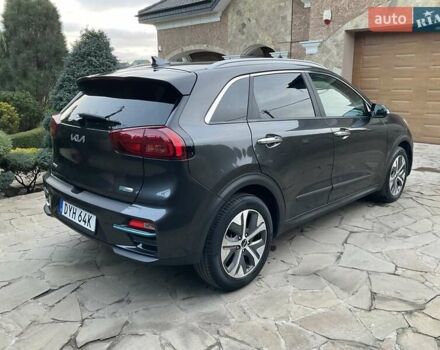 Серый Киа Niro, объемом двигателя 0 л и пробегом 82 тыс. км за 15999 $, фото 4 на Automoto.ua