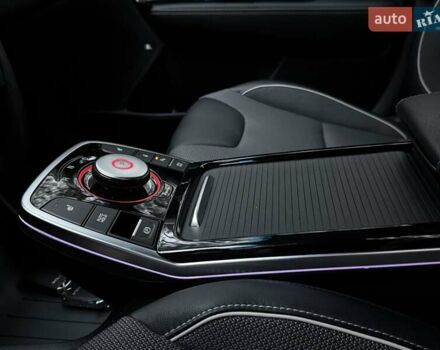 Сірий Кіа Niro, об'ємом двигуна 0 л та пробігом 72 тис. км за 22999 $, фото 57 на Automoto.ua