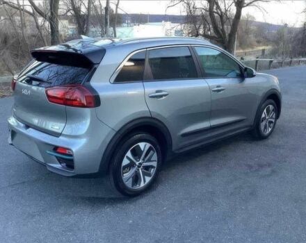 Серый Киа Niro, объемом двигателя 0 л и пробегом 17 тыс. км за 12000 $, фото 5 на Automoto.ua