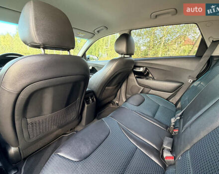 Серый Киа Niro, объемом двигателя 0 л и пробегом 50 тыс. км за 22990 $, фото 21 на Automoto.ua