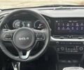 Серый Киа Niro, объемом двигателя 0 л и пробегом 21 тыс. км за 11000 $, фото 10 на Automoto.ua