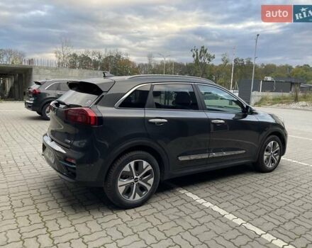 Серый Киа Niro, объемом двигателя 0 л и пробегом 74 тыс. км за 22700 $, фото 7 на Automoto.ua