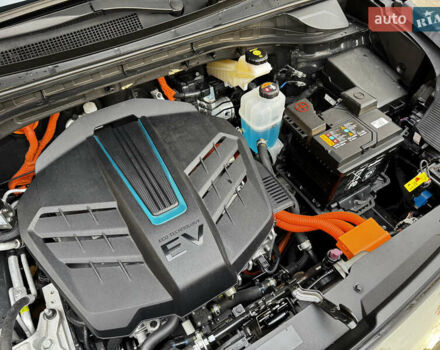 Серый Киа Niro, объемом двигателя 0 л и пробегом 37 тыс. км за 24800 $, фото 63 на Automoto.ua