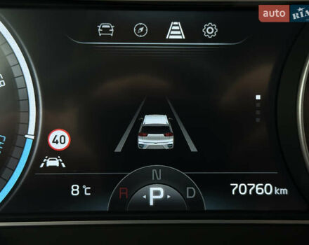 Серый Киа Niro, объемом двигателя 0 л и пробегом 70 тыс. км за 24400 $, фото 51 на Automoto.ua