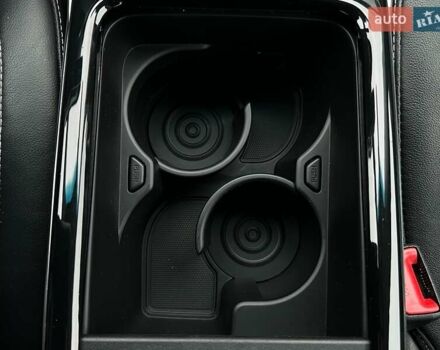 Серый Киа Niro, объемом двигателя 0 л и пробегом 37 тыс. км за 24900 $, фото 66 на Automoto.ua