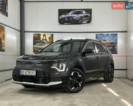 Серый Киа Niro, объемом двигателя 0 л и пробегом 120 тыс. км за 20900 $, фото 15 на Automoto.ua