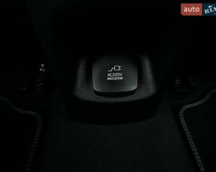 Серый Киа Niro, объемом двигателя 0 л и пробегом 73 тыс. км за 24900 $, фото 77 на Automoto.ua