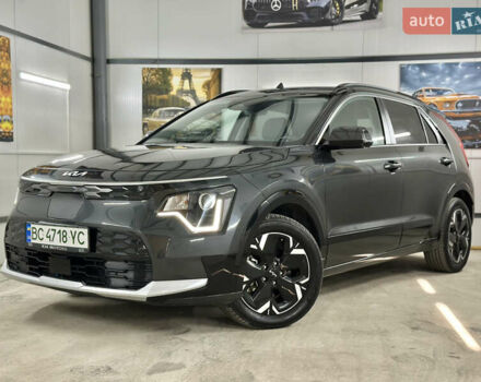 Серый Киа Niro, объемом двигателя 0 л и пробегом 120 тыс. км за 20900 $, фото 20 на Automoto.ua