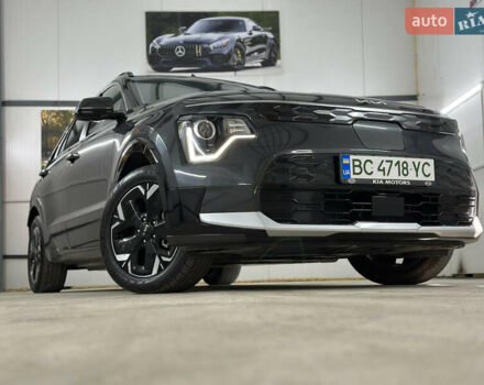 Серый Киа Niro, объемом двигателя 0 л и пробегом 120 тыс. км за 20900 $, фото 3 на Automoto.ua