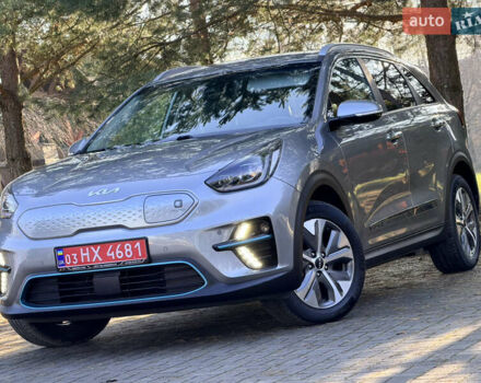 Сірий Кіа Niro, об'ємом двигуна 0 л та пробігом 60 тис. км за 22400 $, фото 2 на Automoto.ua
