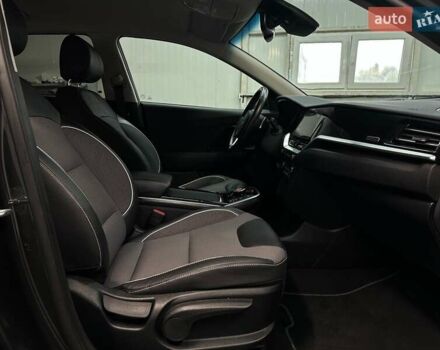 Серый Киа Niro, объемом двигателя 0 л и пробегом 44 тыс. км за 24900 $, фото 72 на Automoto.ua