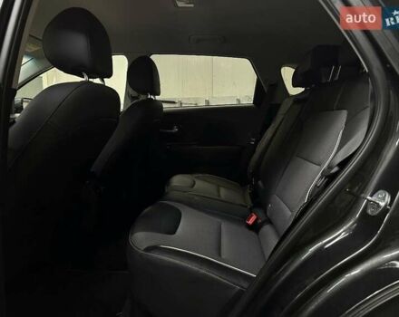 Сірий Кіа Niro, об'ємом двигуна 0 л та пробігом 44 тис. км за 24200 $, фото 65 на Automoto.ua
