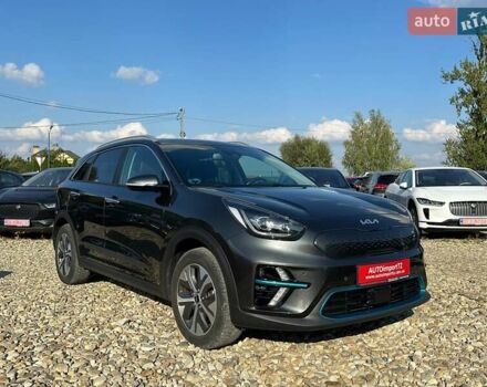 Сірий Кіа Niro, об'ємом двигуна 0 л та пробігом 73 тис. км за 23900 $, фото 25 на Automoto.ua