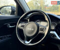 Серый Киа Niro, объемом двигателя 0 л и пробегом 50 тыс. км за 22990 $, фото 25 на Automoto.ua