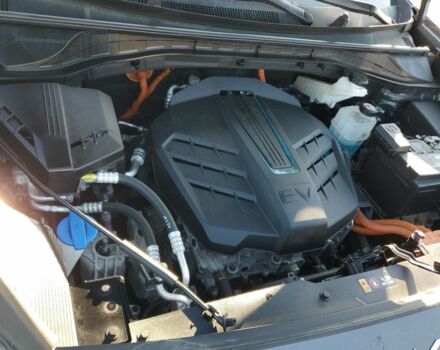 Серый Киа Niro, объемом двигателя 0 л и пробегом 143 тыс. км за 13700 $, фото 4 на Automoto.ua