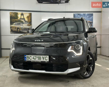 Серый Киа Niro, объемом двигателя 0 л и пробегом 120 тыс. км за 20900 $, фото 18 на Automoto.ua