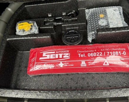 Серый Киа Niro, объемом двигателя 0 л и пробегом 37 тыс. км за 24400 $, фото 5 на Automoto.ua