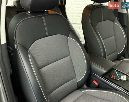 Серый Киа Niro, объемом двигателя 0 л и пробегом 22 тыс. км за 25107 $, фото 31 на Automoto.ua
