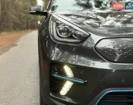 Сірий Кіа Niro, об'ємом двигуна 0 л та пробігом 72 тис. км за 22999 $, фото 28 на Automoto.ua
