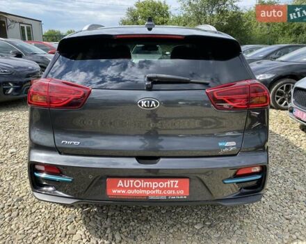 Сірий Кіа Niro, об'ємом двигуна 0 л та пробігом 66 тис. км за 23200 $, фото 13 на Automoto.ua