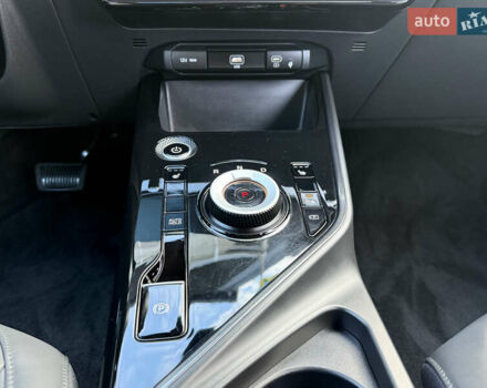 Серый Киа Niro, объемом двигателя 0 л и пробегом 95 тыс. км за 22700 $, фото 63 на Automoto.ua