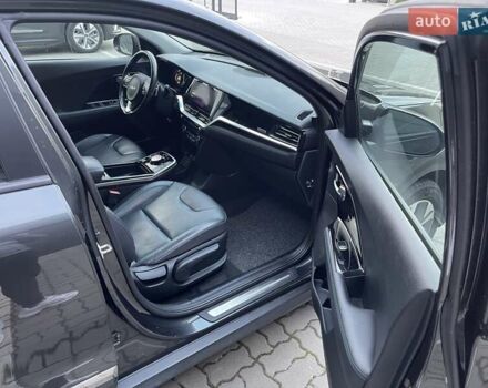 Серый Киа Niro, объемом двигателя 0 л и пробегом 74 тыс. км за 22700 $, фото 38 на Automoto.ua
