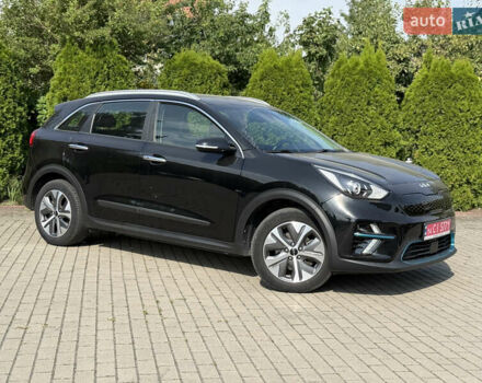 Серый Киа Niro, объемом двигателя 0 л и пробегом 95 тыс. км за 20999 $, фото 9 на Automoto.ua