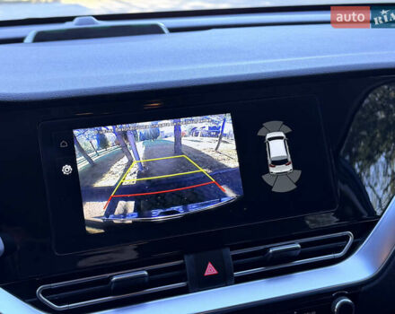 Серый Киа Niro, объемом двигателя 0 л и пробегом 32 тыс. км за 24950 $, фото 21 на Automoto.ua