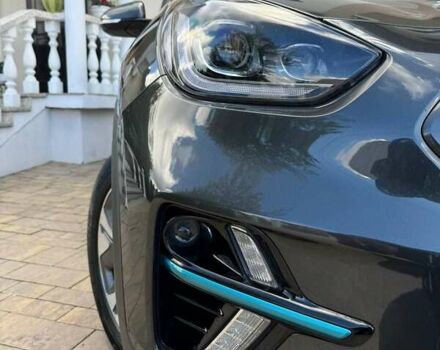 Сірий Кіа Niro, об'ємом двигуна 0 л та пробігом 69 тис. км за 23999 $, фото 9 на Automoto.ua