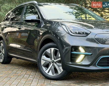 Серый Киа Niro, объемом двигателя 0 л и пробегом 40 тыс. км за 25900 $, фото 1 на Automoto.ua