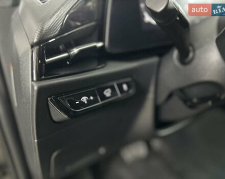 Серый Киа Niro, объемом двигателя 0 л и пробегом 120 тыс. км за 20900 $, фото 62 на Automoto.ua