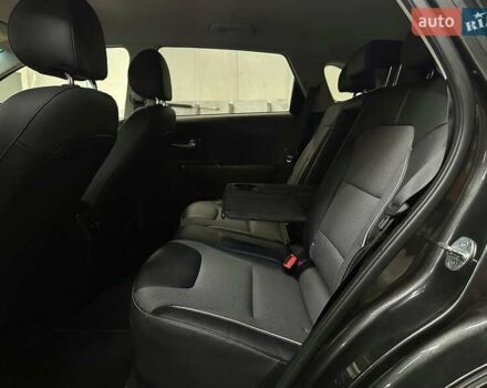 Серый Киа Niro, объемом двигателя 0 л и пробегом 44 тыс. км за 24900 $, фото 64 на Automoto.ua