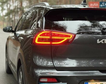 Сірий Кіа Niro, об'ємом двигуна 0 л та пробігом 72 тис. км за 22999 $, фото 32 на Automoto.ua