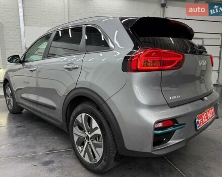 Серый Киа Niro, объемом двигателя 0 л и пробегом 22 тыс. км за 25107 $, фото 4 на Automoto.ua