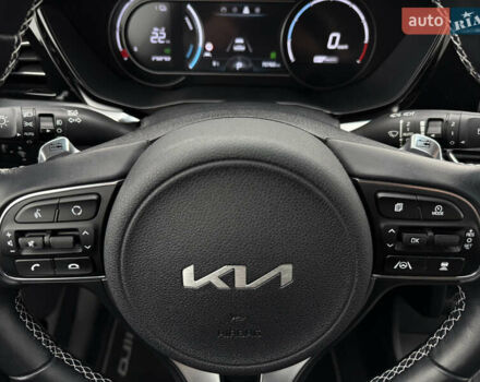 Серый Киа Niro, объемом двигателя 0 л и пробегом 70 тыс. км за 24400 $, фото 49 на Automoto.ua