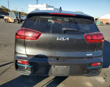 Серый Киа Niro, объемом двигателя 0 л и пробегом 143 тыс. км за 13700 $, фото 3 на Automoto.ua