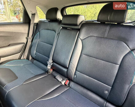 Серый Киа Niro, объемом двигателя 0 л и пробегом 50 тыс. км за 22990 $, фото 22 на Automoto.ua