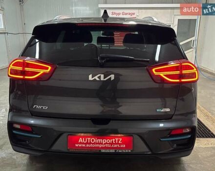 Сірий Кіа Niro, об'ємом двигуна 0 л та пробігом 44 тис. км за 24200 $, фото 20 на Automoto.ua