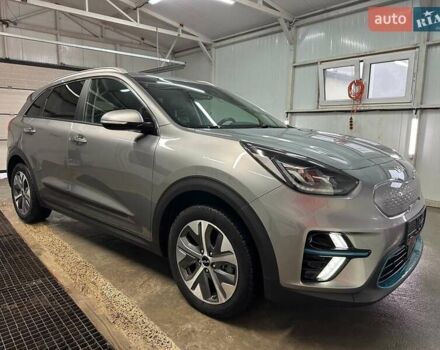 Сірий Кіа Niro, об'ємом двигуна 0 л та пробігом 38 тис. км за 24800 $, фото 22 на Automoto.ua