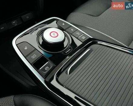 Серый Киа Niro, объемом двигателя 0 л и пробегом 37 тыс. км за 24900 $, фото 64 на Automoto.ua
