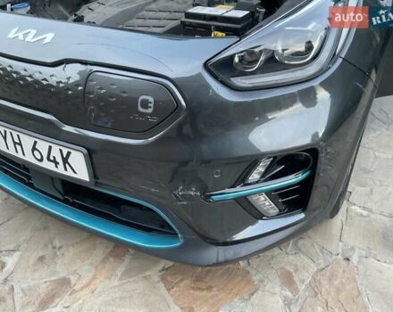Серый Киа Niro, объемом двигателя 0 л и пробегом 82 тыс. км за 15999 $, фото 17 на Automoto.ua