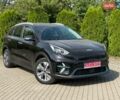 Серый Киа Niro, объемом двигателя 0 л и пробегом 95 тыс. км за 20999 $, фото 1 на Automoto.ua