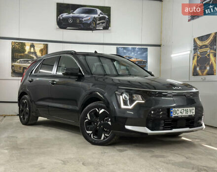 Серый Киа Niro, объемом двигателя 0 л и пробегом 120 тыс. км за 20900 $, фото 4 на Automoto.ua