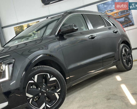 Серый Киа Niro, объемом двигателя 0 л и пробегом 120 тыс. км за 20900 $, фото 22 на Automoto.ua