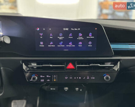 Серый Киа Niro, объемом двигателя 0 л и пробегом 120 тыс. км за 20900 $, фото 71 на Automoto.ua