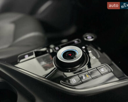 Серый Киа Niro, объемом двигателя 0 л и пробегом 120 тыс. км за 20900 $, фото 82 на Automoto.ua