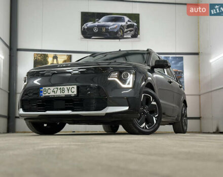 Серый Киа Niro, объемом двигателя 0 л и пробегом 120 тыс. км за 20900 $, фото 27 на Automoto.ua